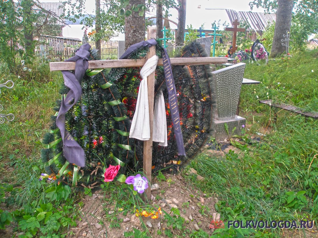 Временная крестовина с полотенцем