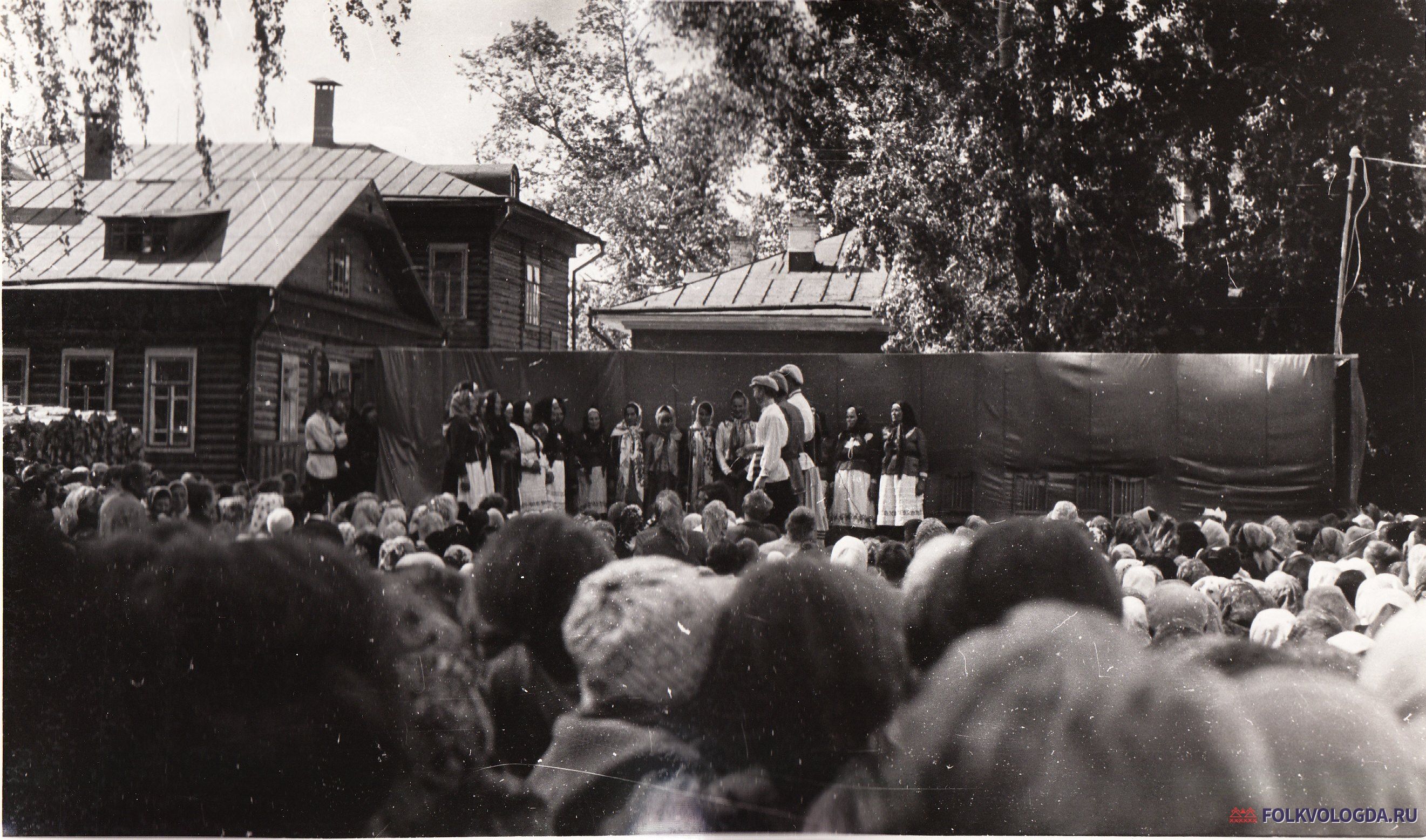 Фольклорный коллектив Нюксенского района, «Нюксеница» (текст на обороте)